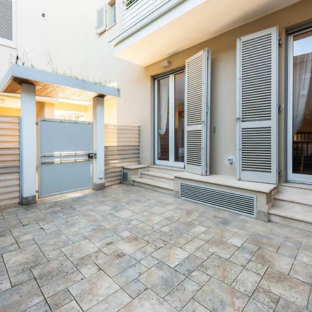 Pindemonte Garden By Mmega Apartman *