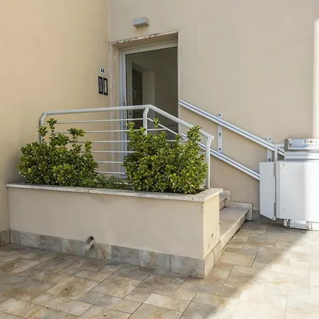 Pindemonte Garden By Mmega Apartment Florence